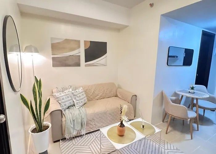 Reign Escape Apartamento Manila